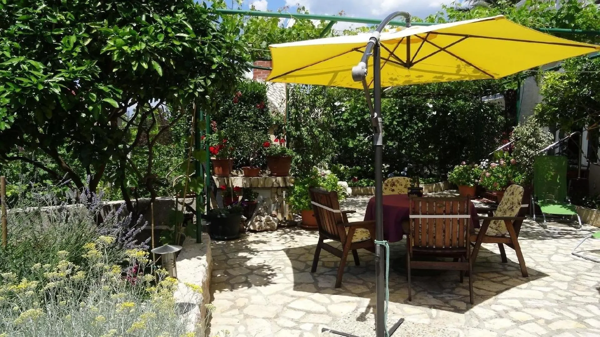 Appartement In Crikvenica Mit Grosser Terrasse